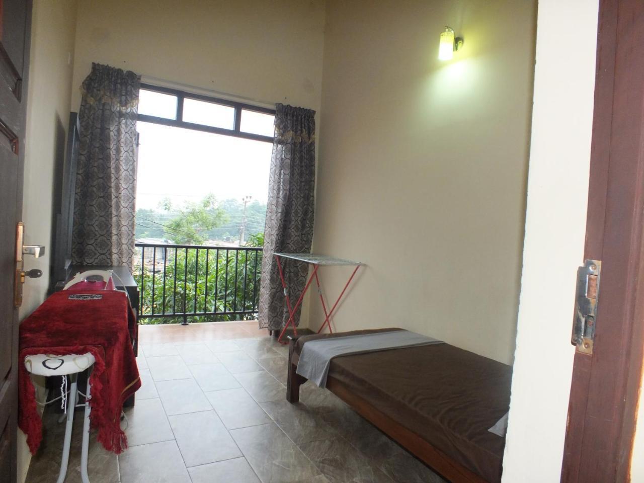 Hillsview Rest & Guest House Matale Exterior photo