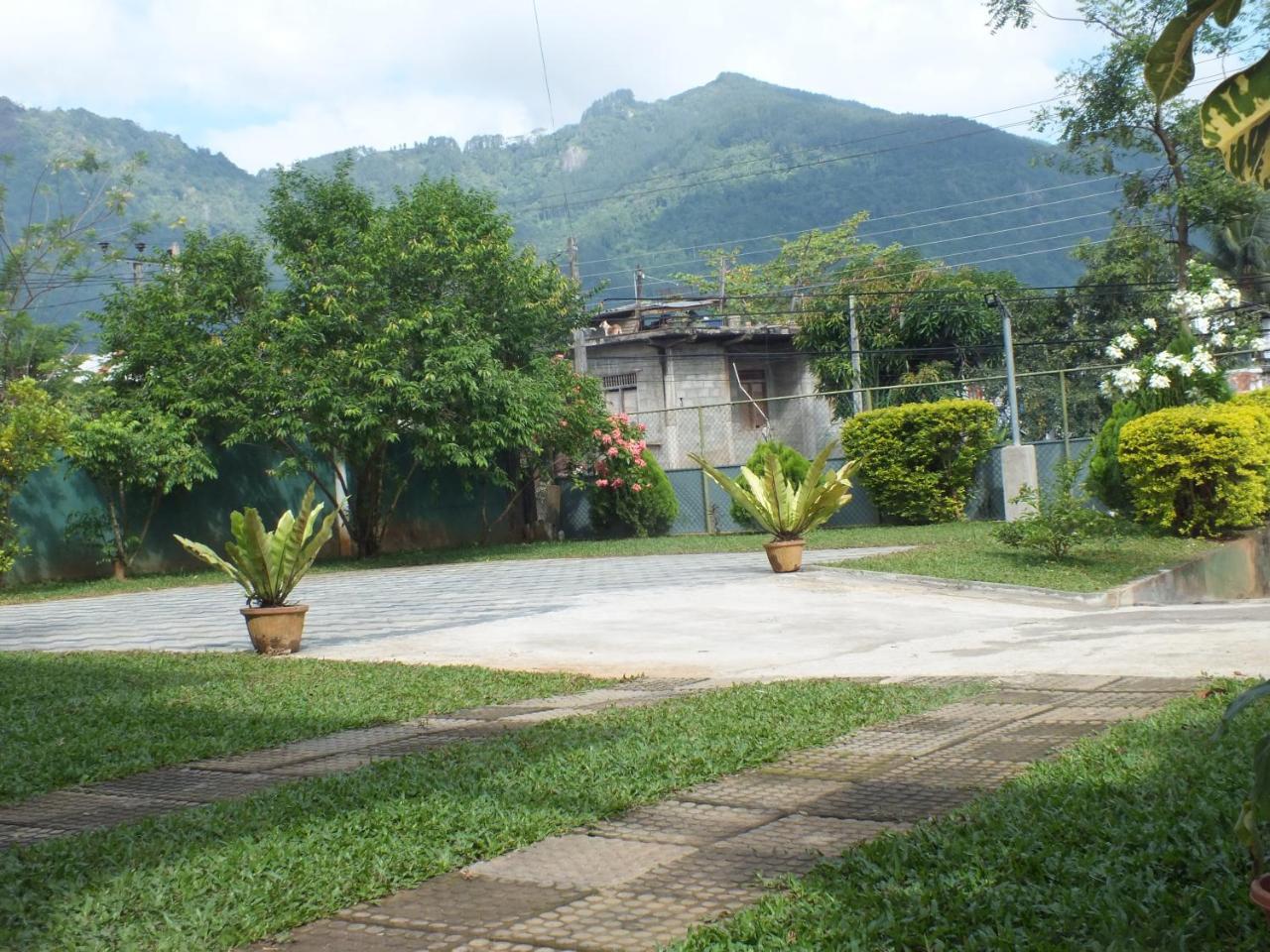 Hillsview Rest & Guest House Matale Exterior photo